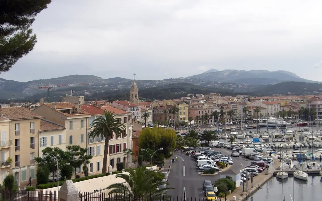 Plaquiste à Sanary-Sur-Mer